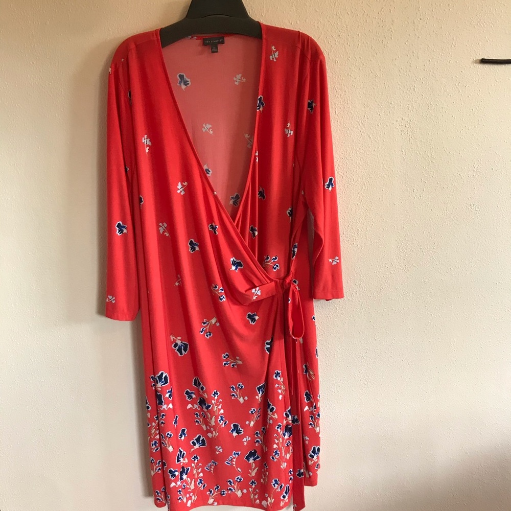 6)NEW❤️The Limited-Wrap dress! Pretty orange color